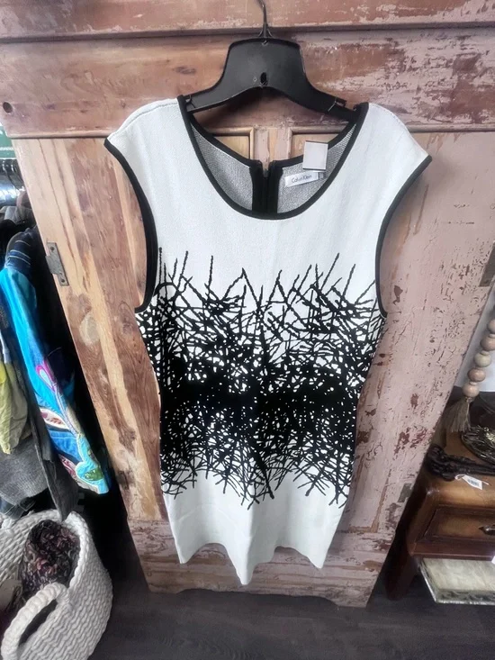 Calvin Klein White Dress with Black Abstract Waist Pattern - Picture 1 of 5